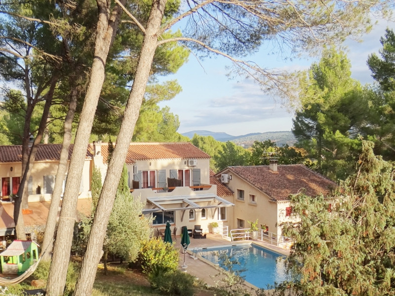 Hotel Le Mas Des Ecureuils - photo 2