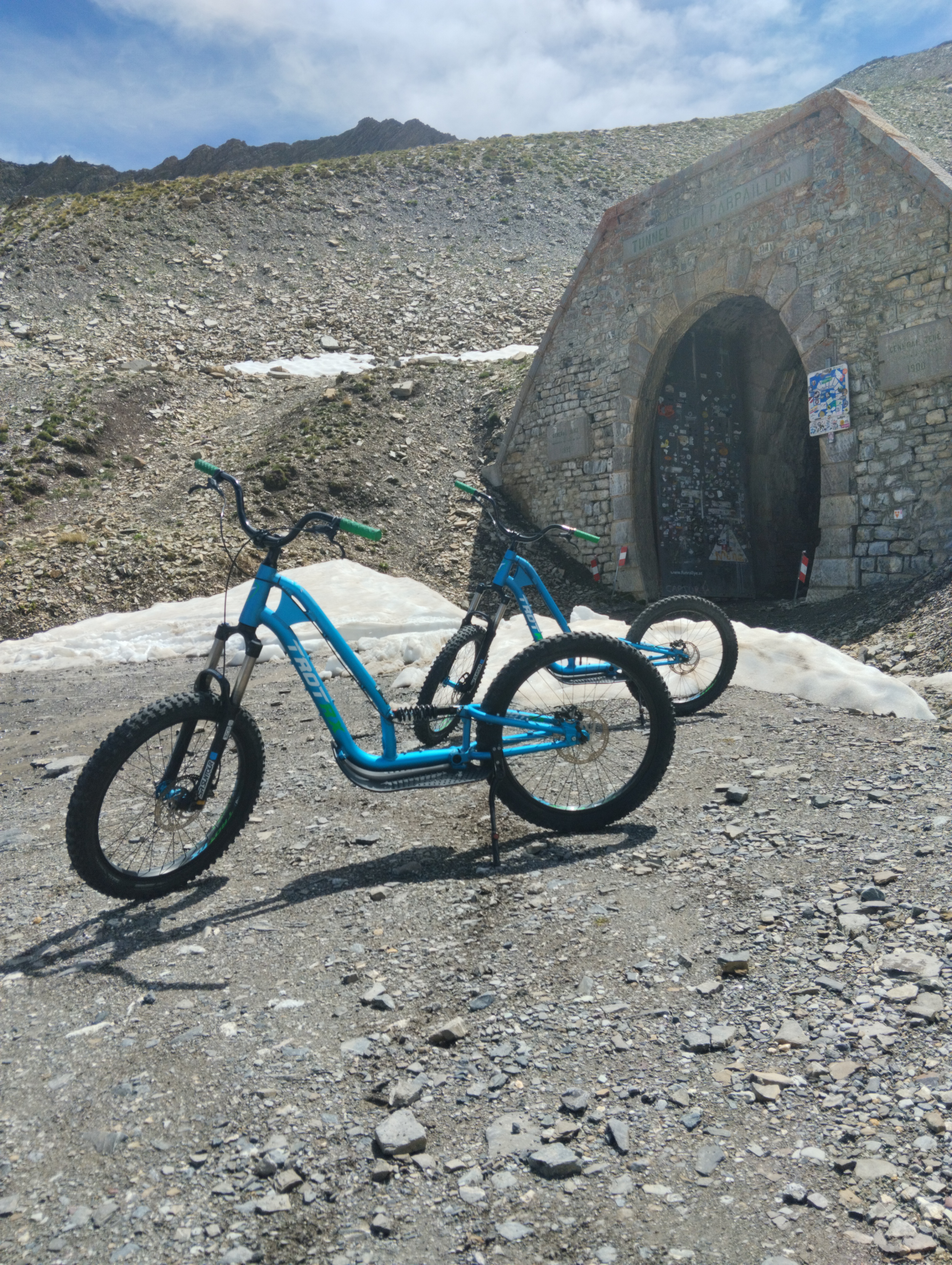 Chastan Sport - Randonnée trottinette Tout Terrain et location Fat Bike à assistance électrique_Crévoux