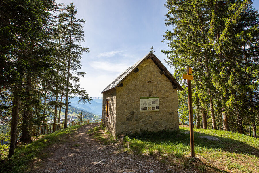 Abri du Bec de l'Aigle
