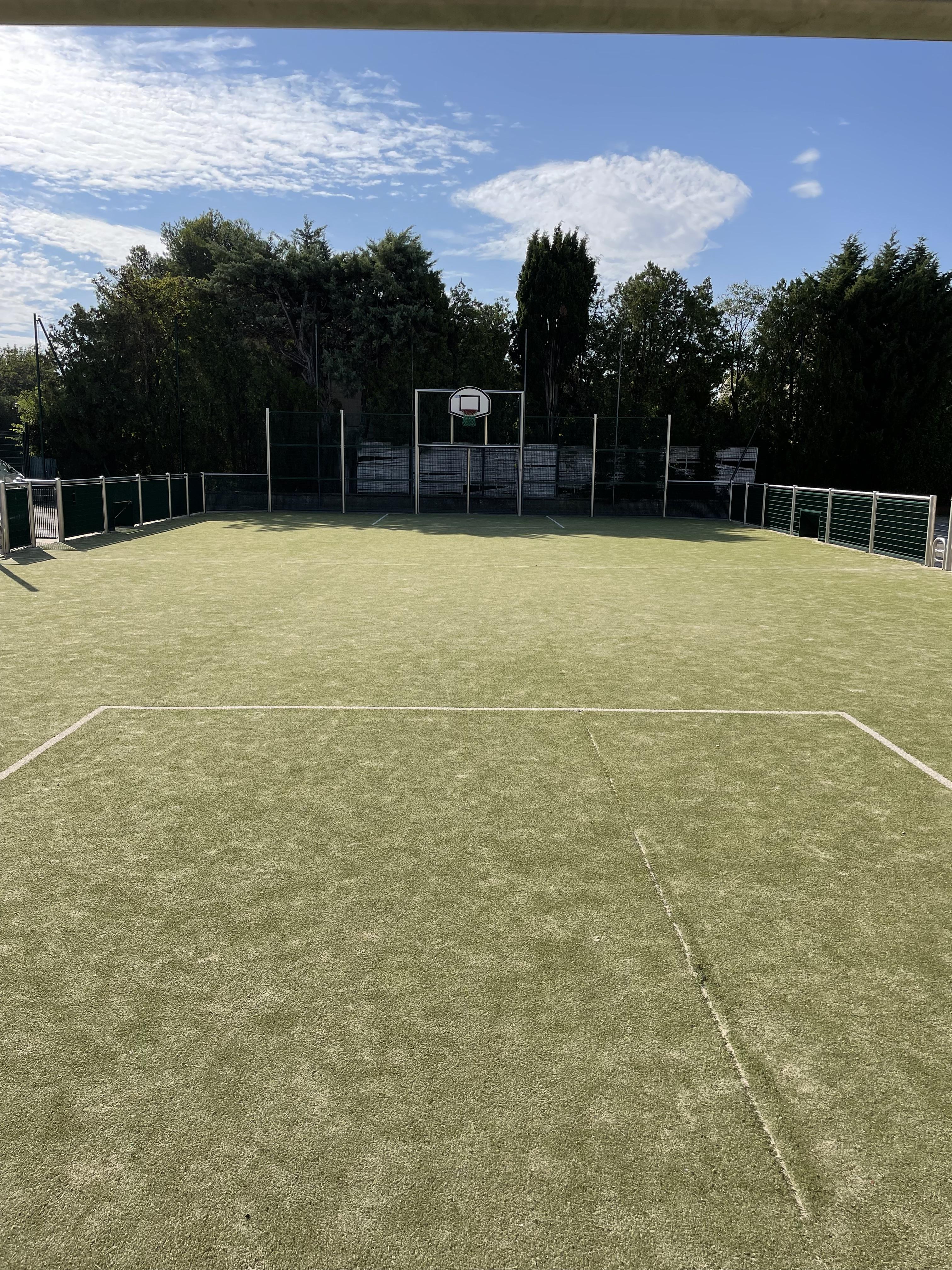 City Stade / Station de Fitness - photo 4