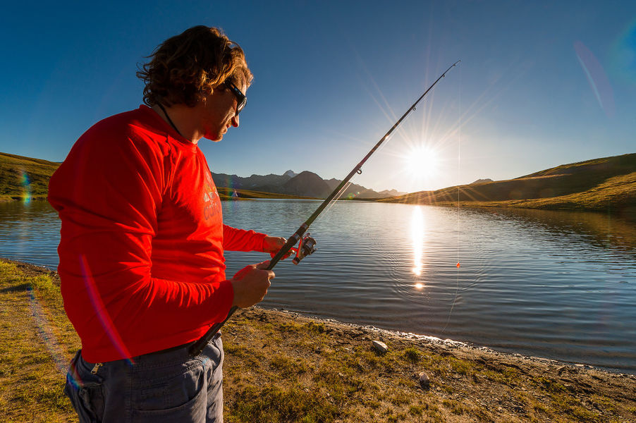 pêche au lac de l'ouillette - homme
