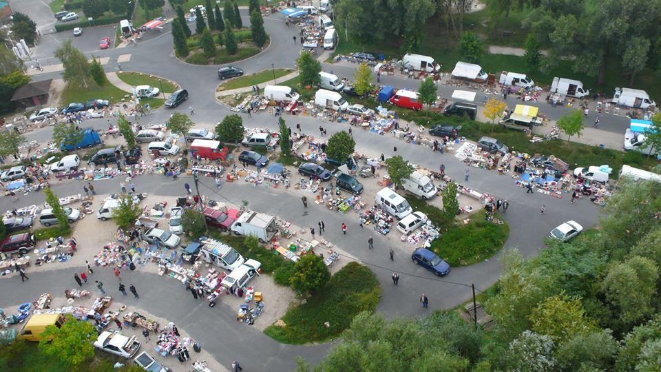 Brocante ile de loisirs