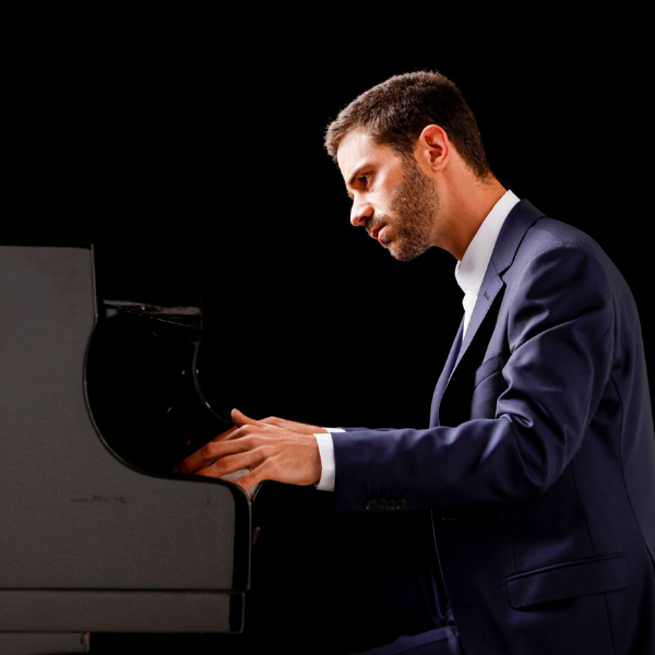 Adam Laloum