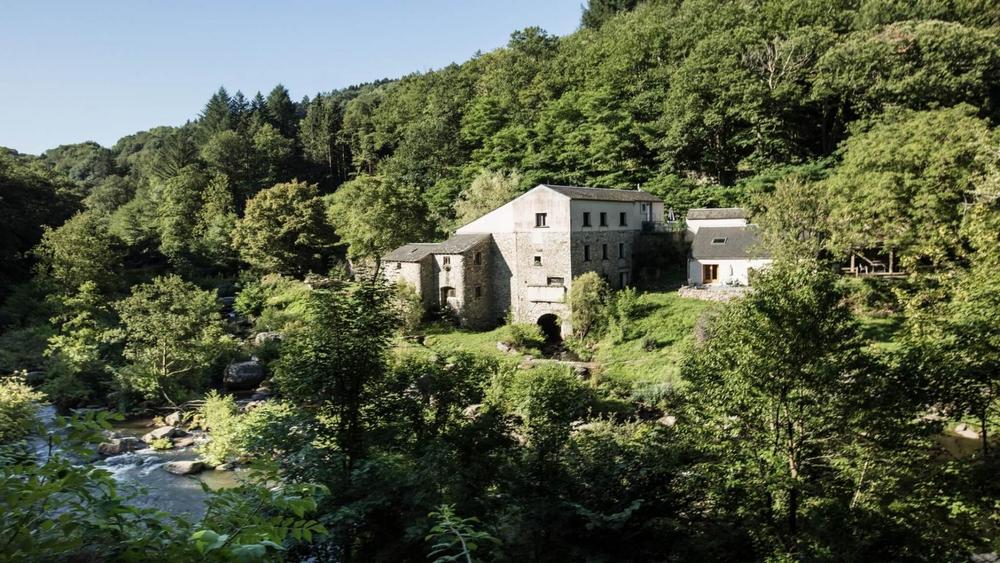 Le Moulin de Record vu de l'autre rive