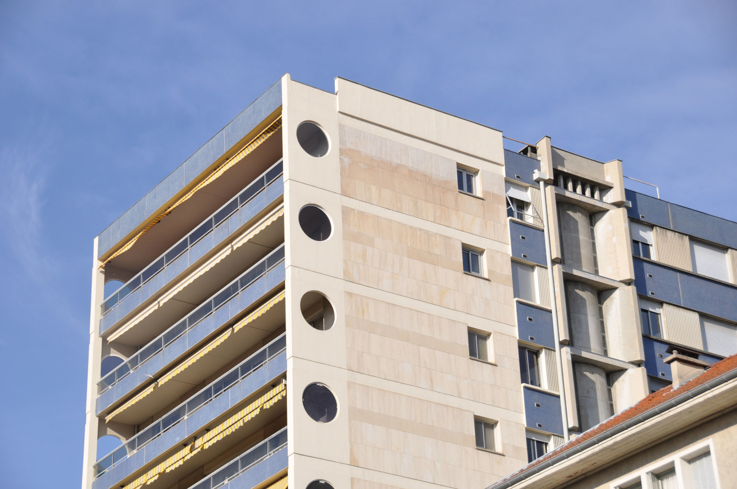 bâtiment parcours gare