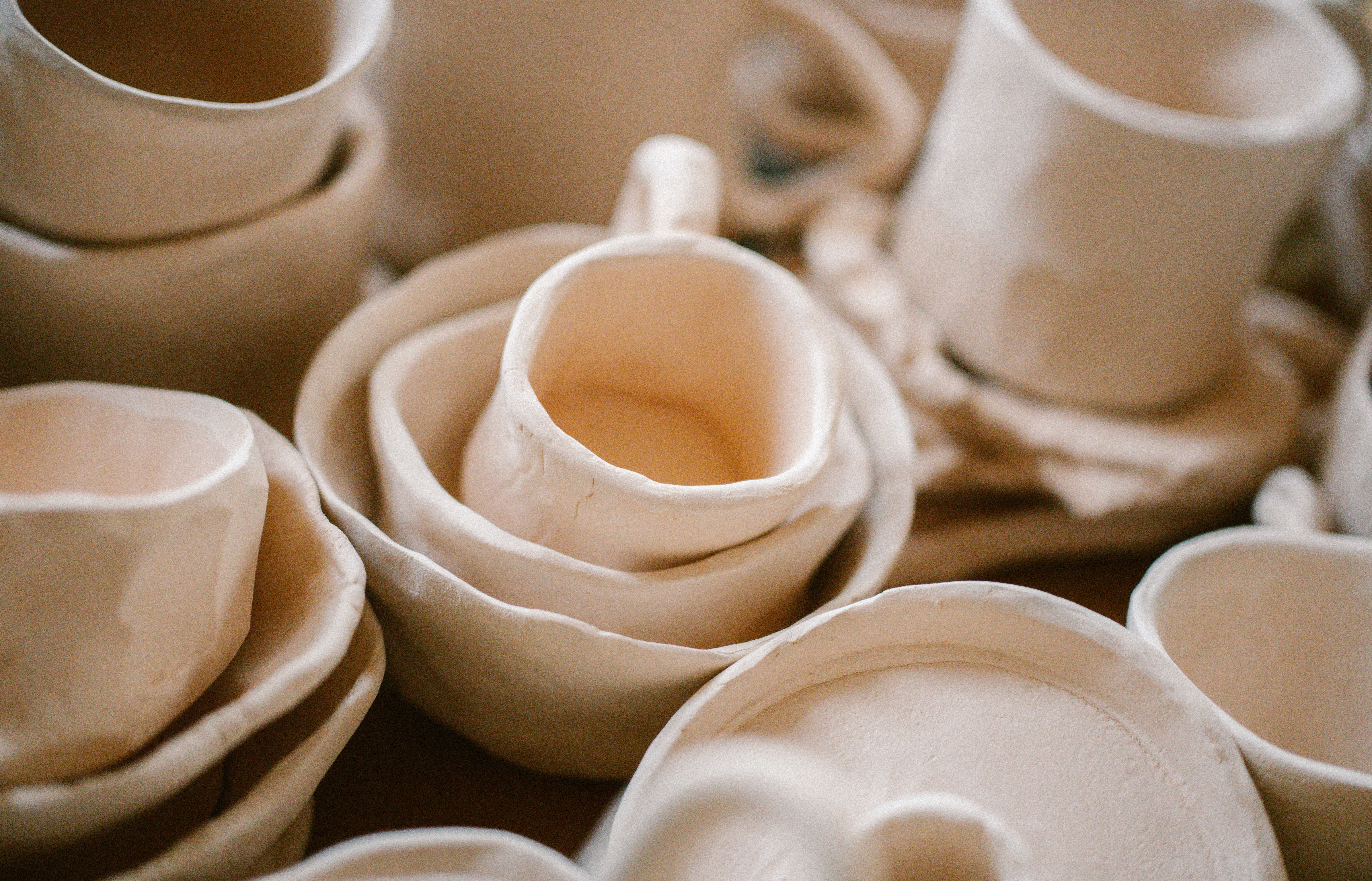Exposition de Marie -Laure Guerrier : Un retable en Porcelaine_Condrieu