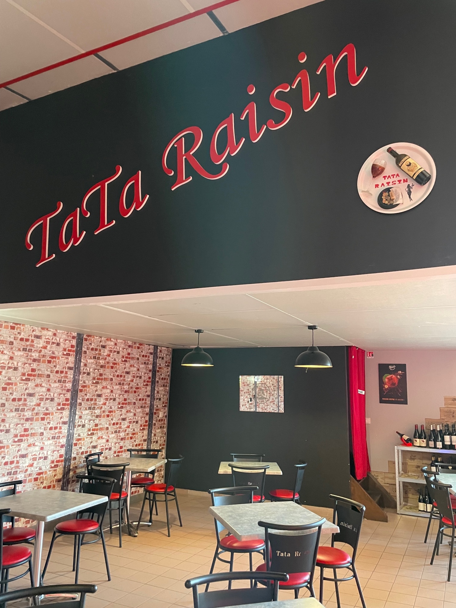 Chez Tata Raisin