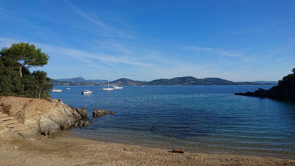 Plage de la Madrague, au parc des Chevaliers
