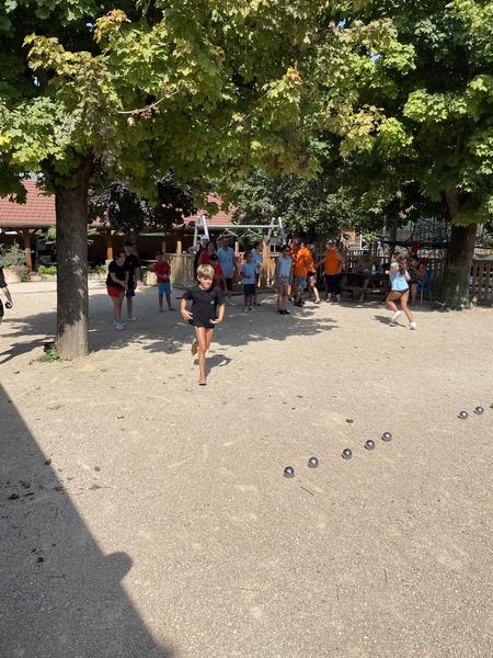 Pétanque au camping Beauséjour*** - La Balme les Grottes - Balcons du Dauphiné - Isère