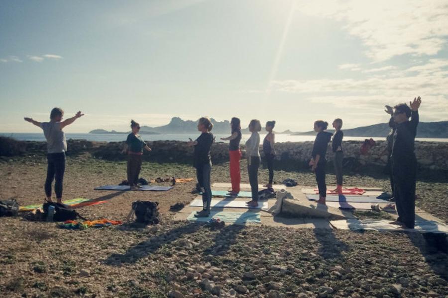 Yoga & Rando Calanque de Sugiton