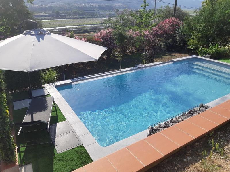 Les lauriers roses - coté piscine - Gîtes de France Alpes-Maritimes 