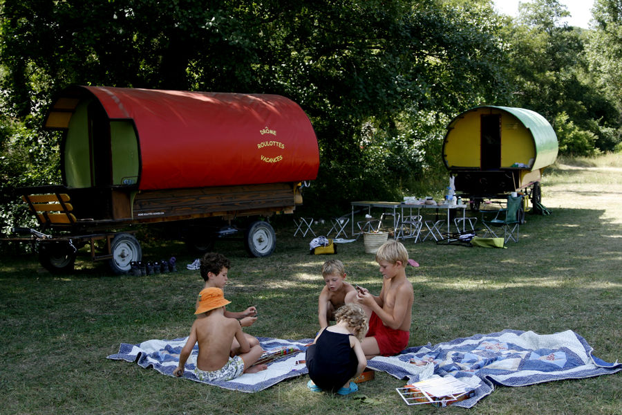 roulottes itinérantes dans la Drôme