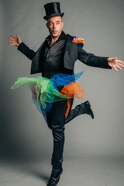 LUDOVIC C - © magic Mercredi Spectacle Guinguette_Saint-Bonnet-en-Champsaur - © magic
