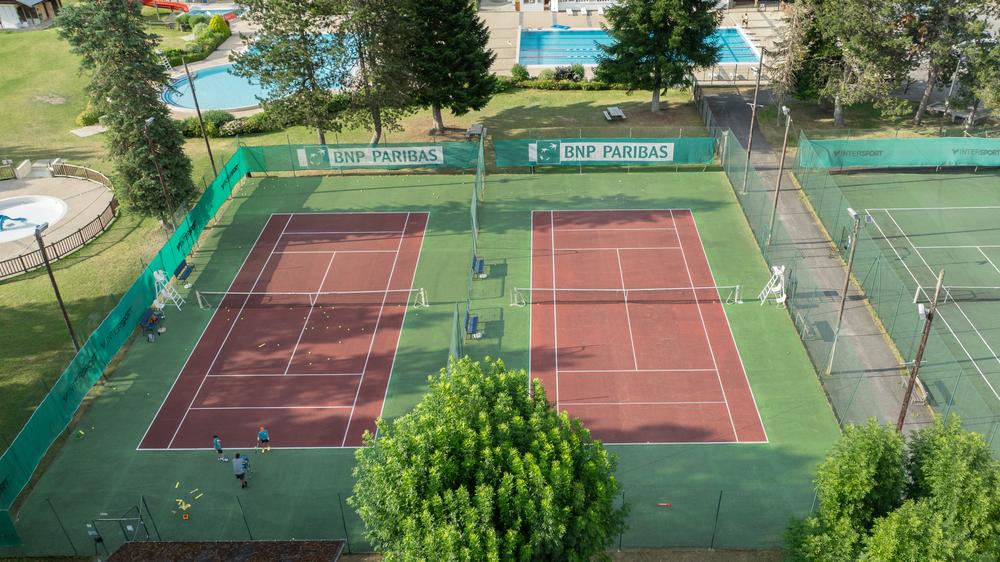 Cours de Tennis Cours de Tennis