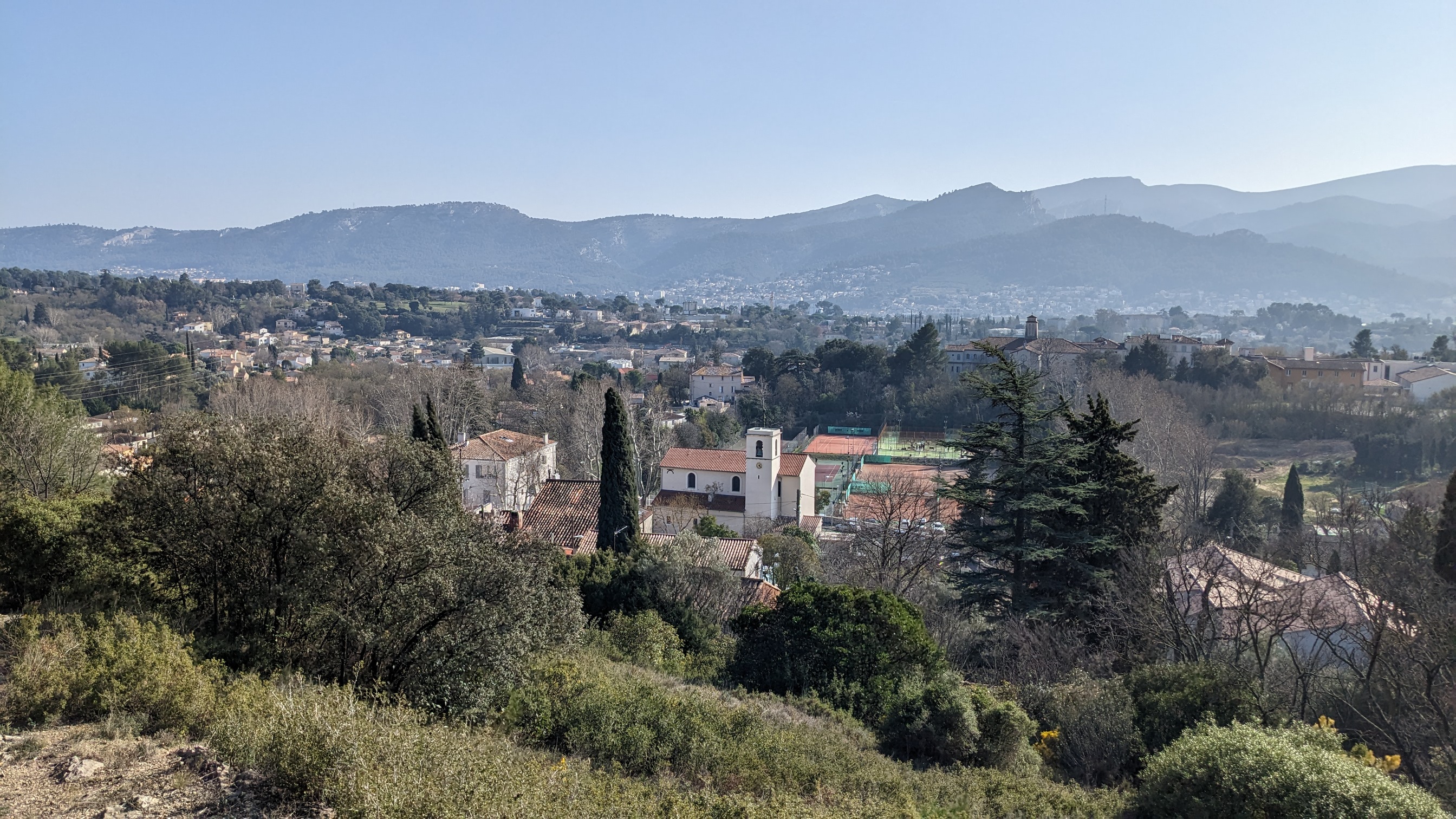 Randonnée à travers la campagne, à l'Est de Marseille - photo 3