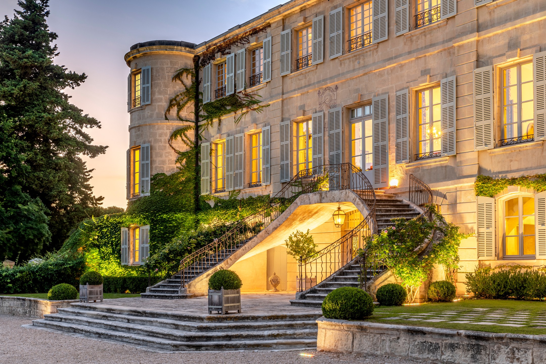 Château d'Estoublon, Fontvieille - photo 3