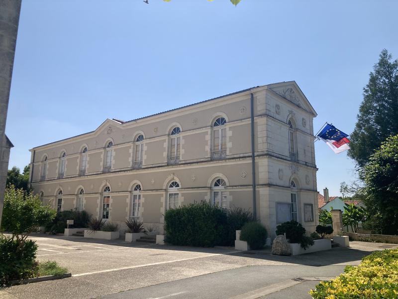 Mairie de Saint Pierre la Noue