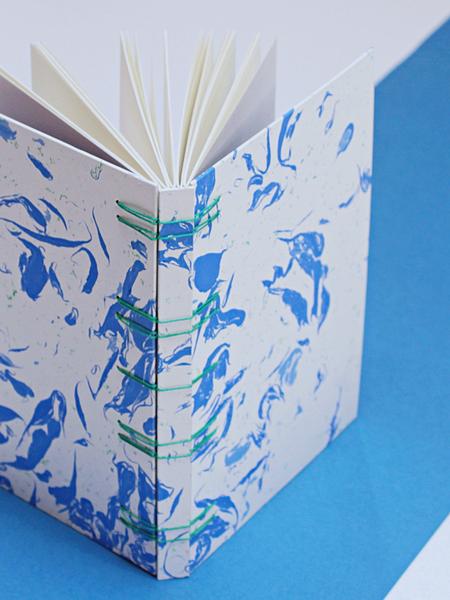 Atelier dinitiation à la reliure criss-cross