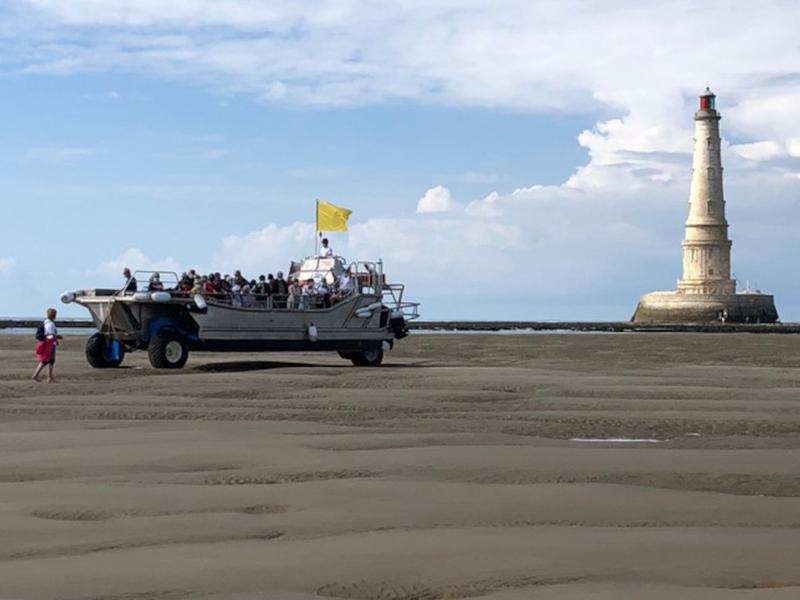 Barge amphibie