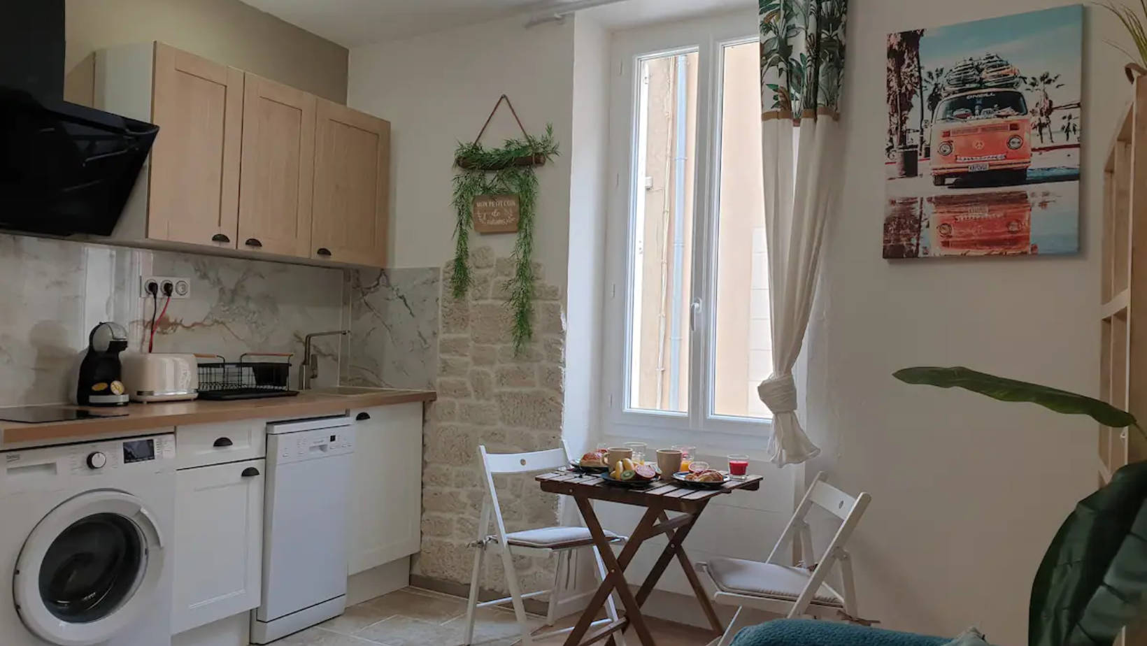 Exotic Stone Hyper Centre Fontaine Moussue⛲