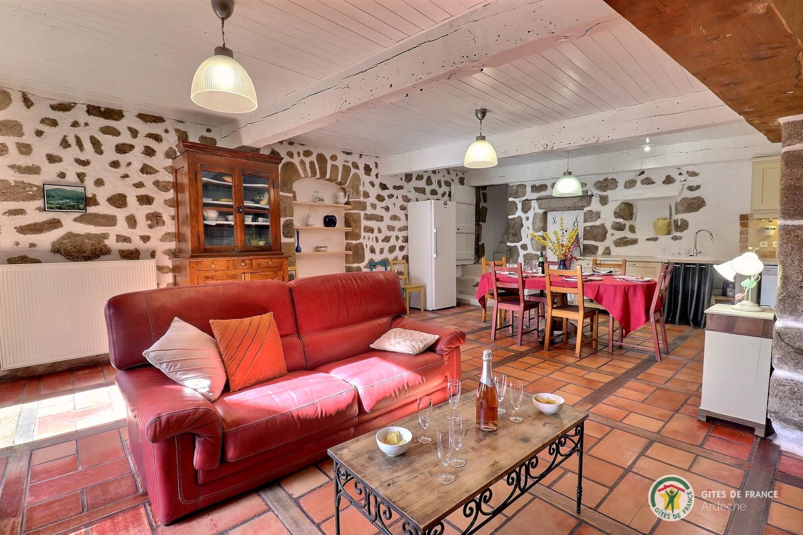 Maison principale: la pièce de vie