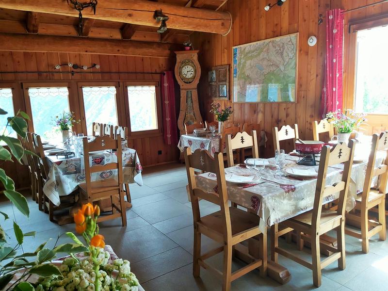 val-cenis-bramans-restaurant-refuge-montbas-tsamou