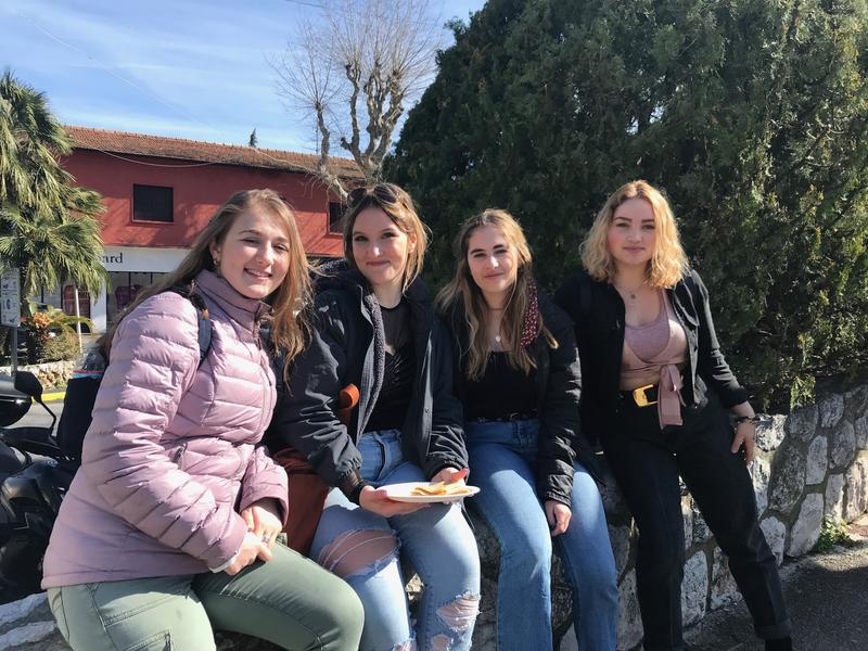 Visites guidée EZE village, en groupe privé Best of the Cote d'Azur, for your group family tours, and students your devoted private guide for small groups 