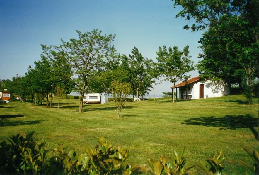 Aire Naturelle De Camping De La Plantade