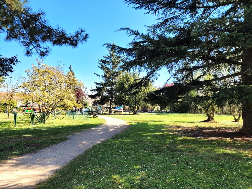 Jardin de la Mairie_Nozay