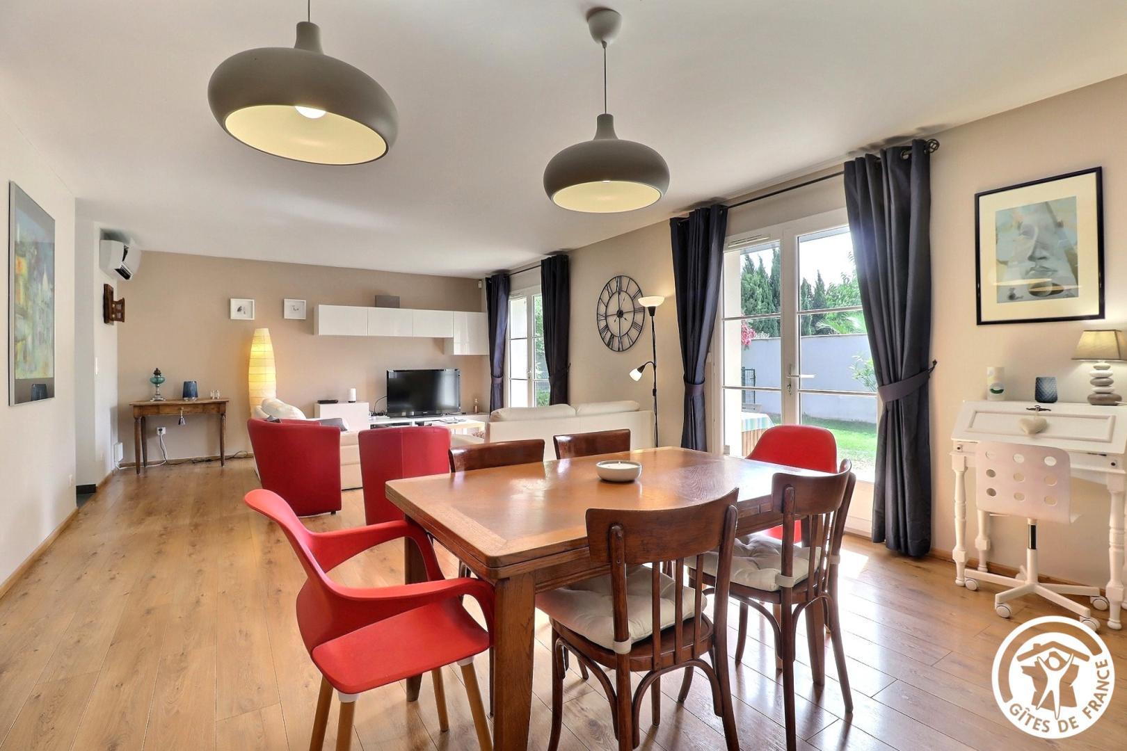 Holidays in Noves, Noves - photo 23