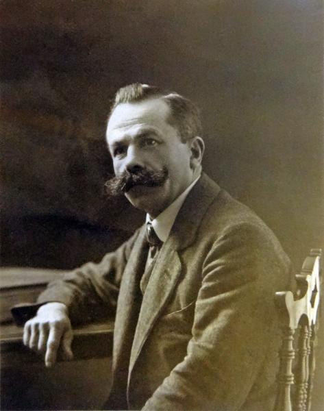 Conférence : un alpiniste photographe, éditeur de cartes postales : Gustave Oddoux