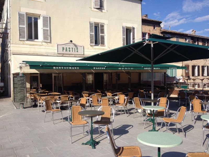 | Bistro Pastis