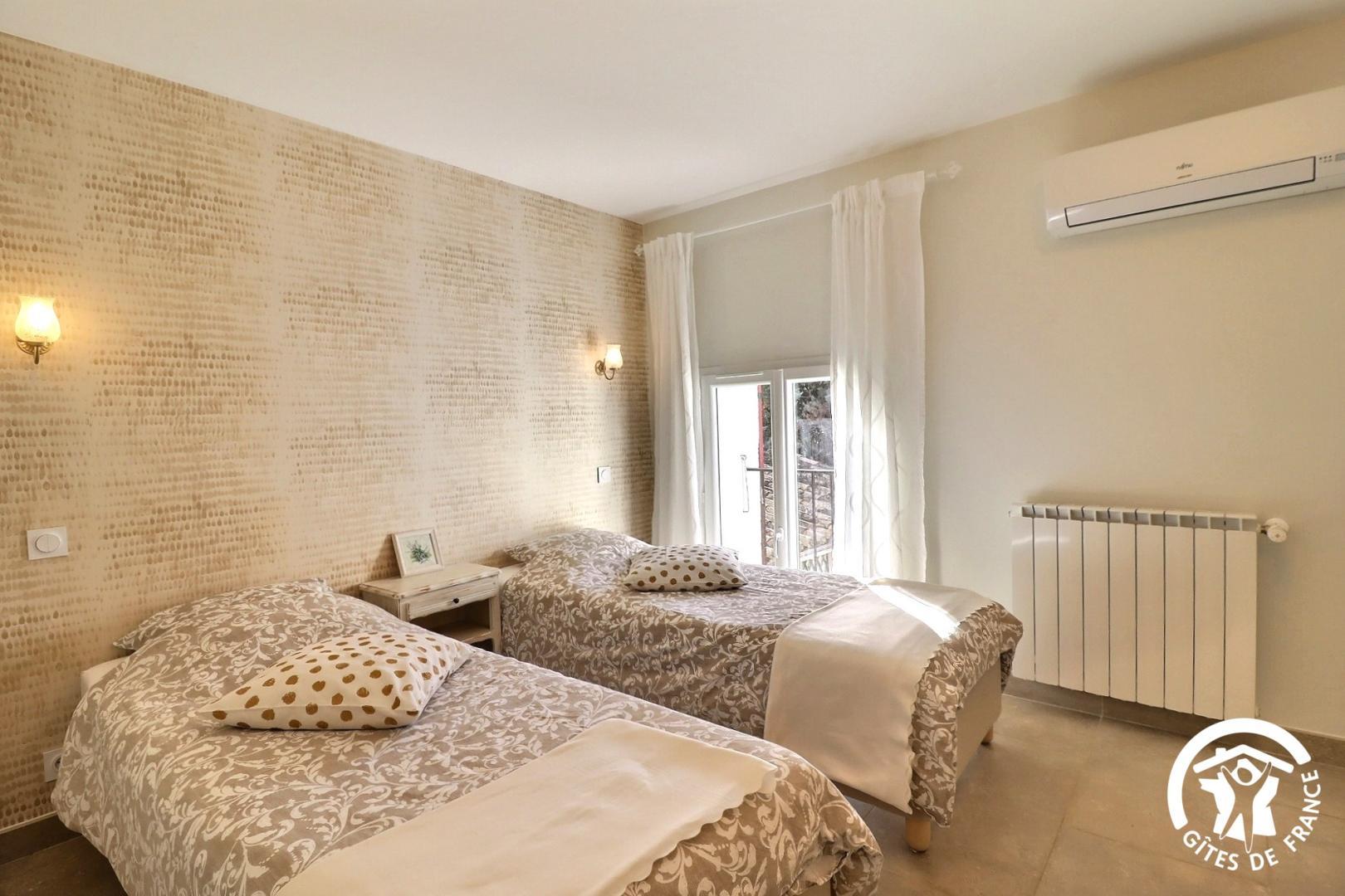 Mas de l'Avani, Plan-d'Orgon - photo 9