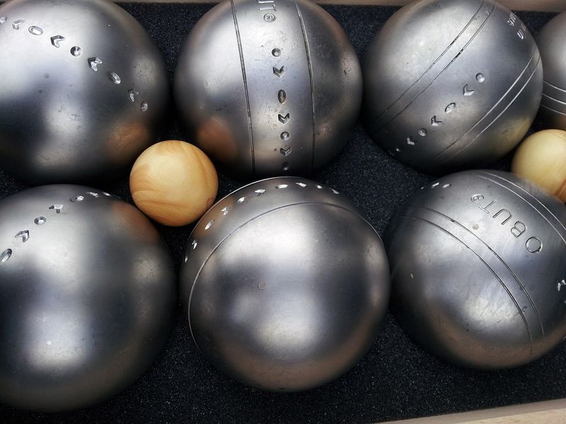 Terrain de boules lyonnaises