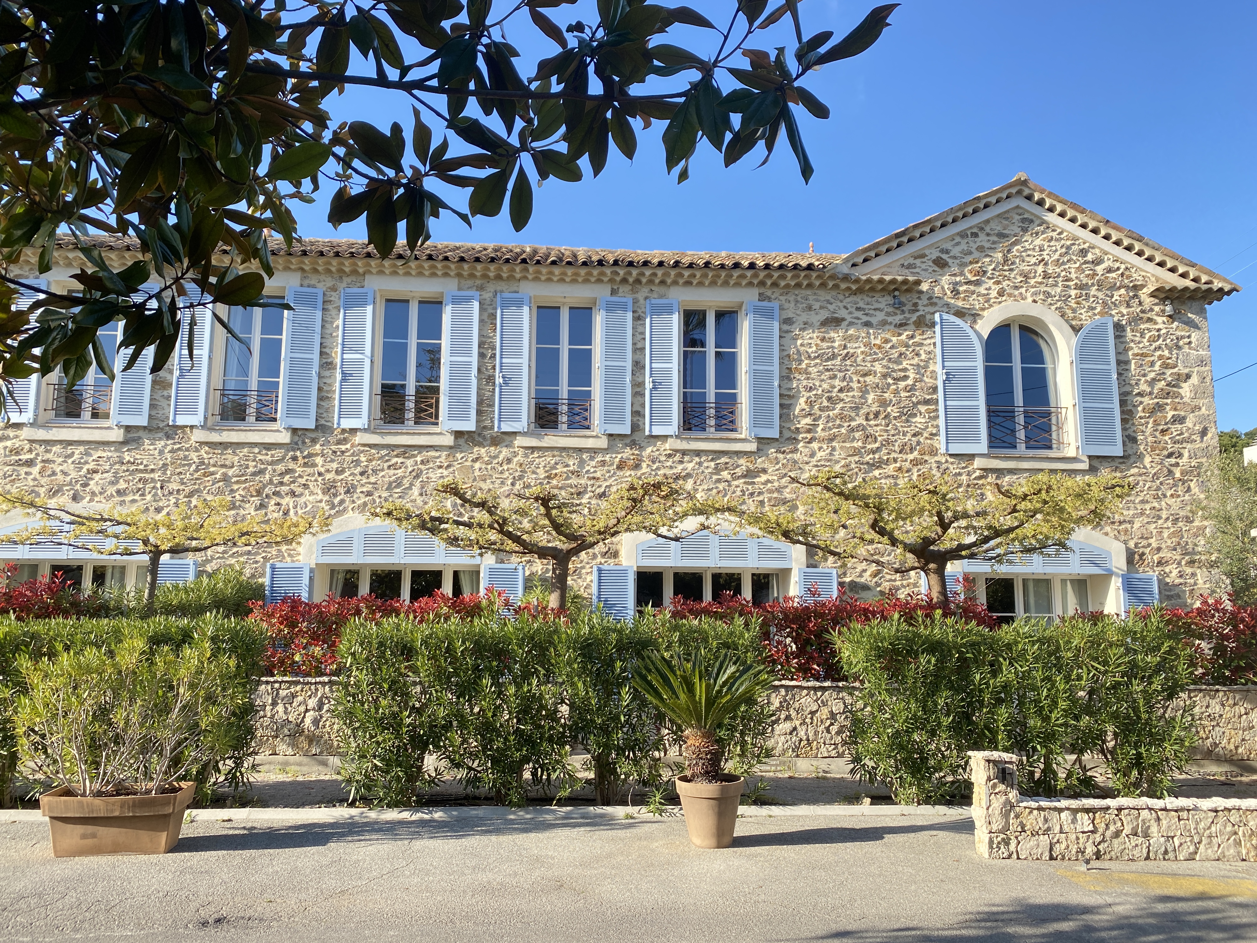 33 avenue wester wemyss 06400 cannes