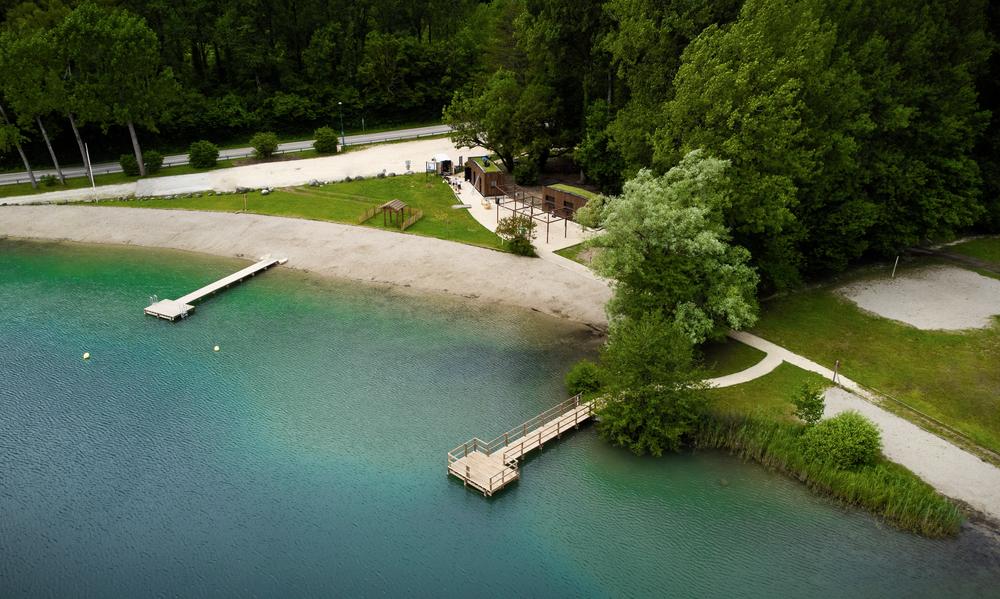 Baignade au lac de Virieu-le-Grand_Virieu-le-Grand