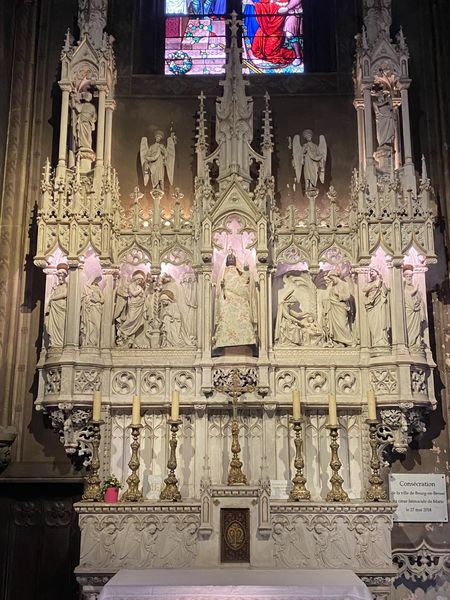 Le retable de la Vierge Noire