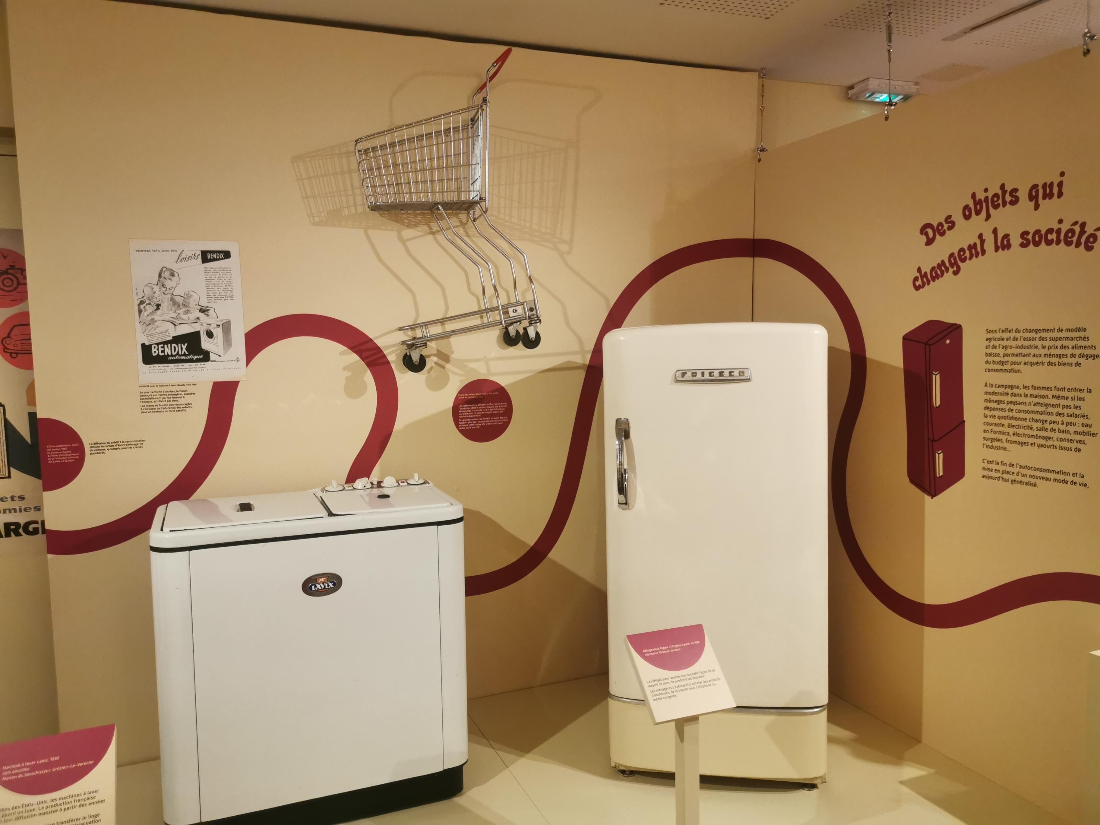 expo_modernes_-_le_grand_sechoir_-1.jpg