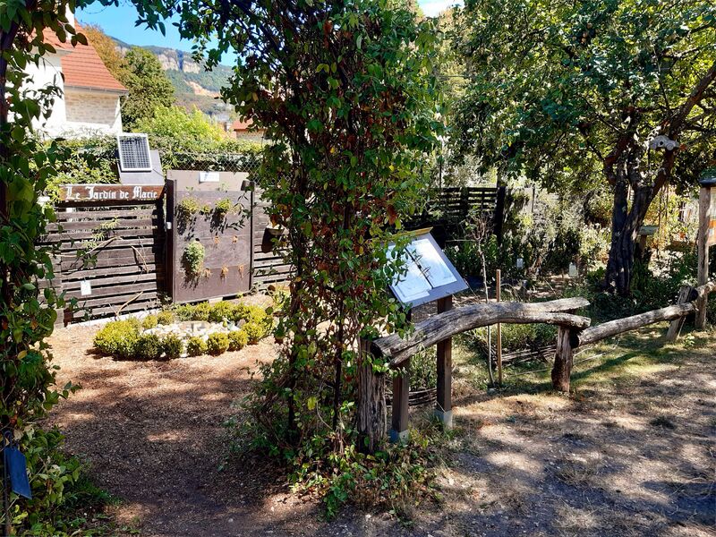 Jardin des Simples de Vertrieu