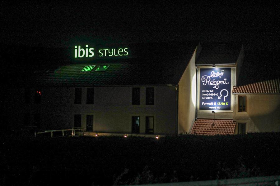 Vidéo présentation Ibis style aéroport