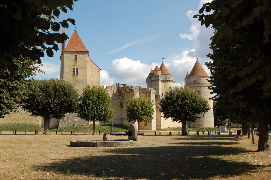 Château de Blandy-Les-Tours