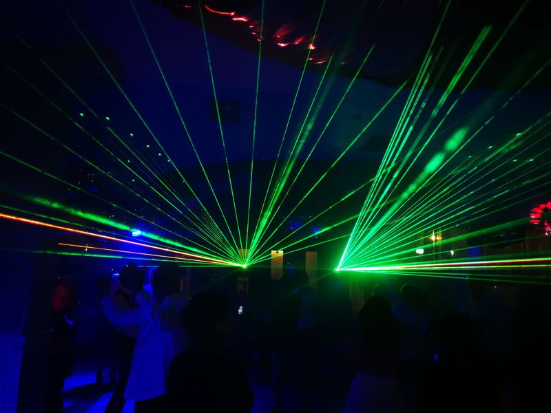 show laser Grand puy