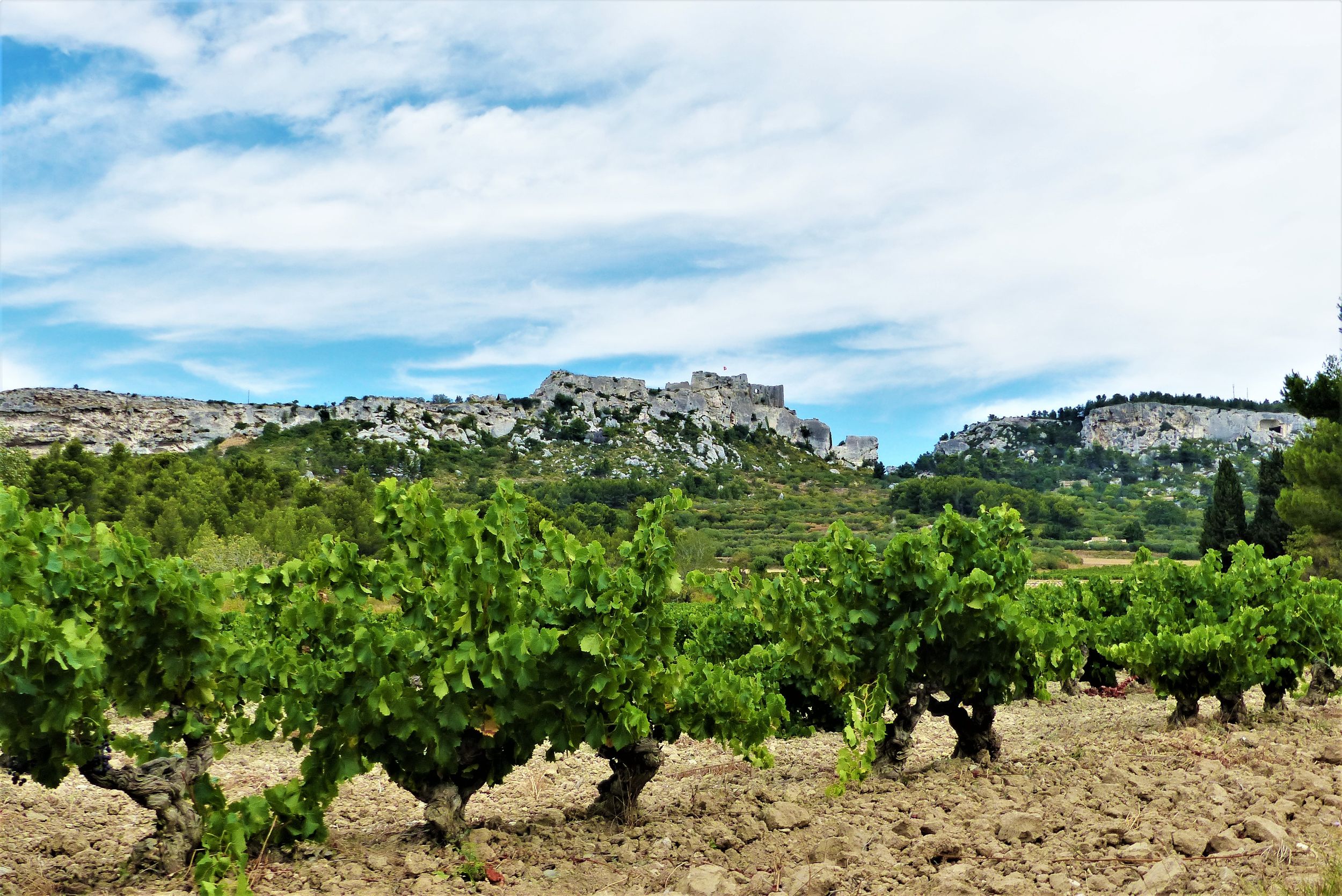 LES BAUX-DE-PROVENCE - Les crêtes de Baumayrane