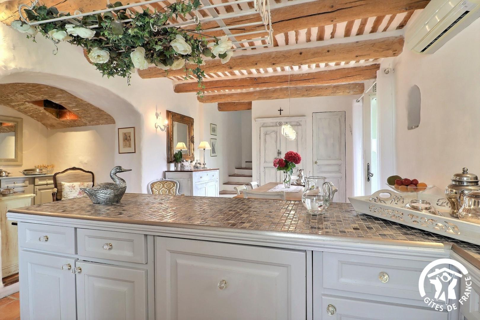 L'Île aux Fleurs, Ventabren - photo 5