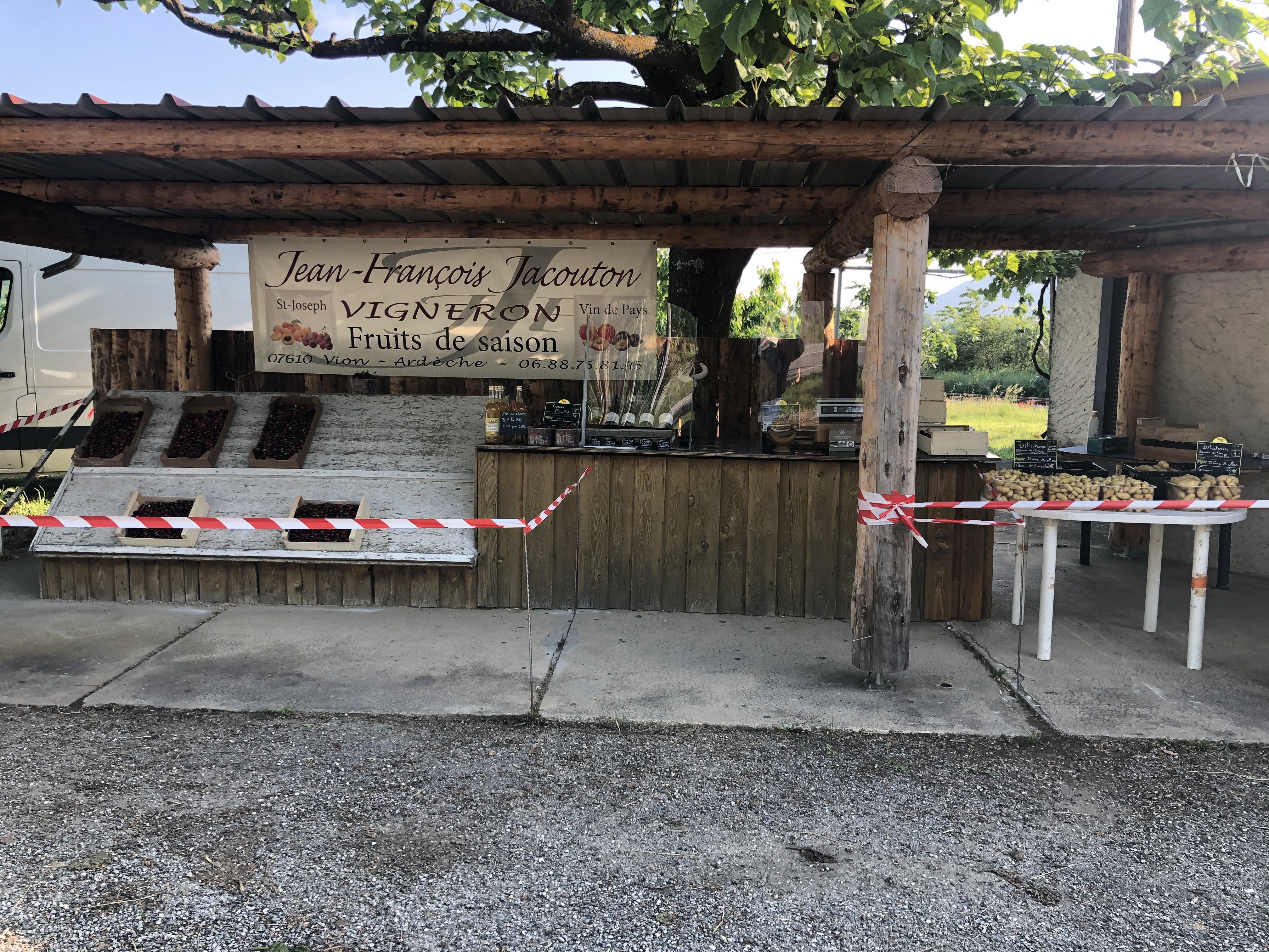 Etale vente fruits légumes