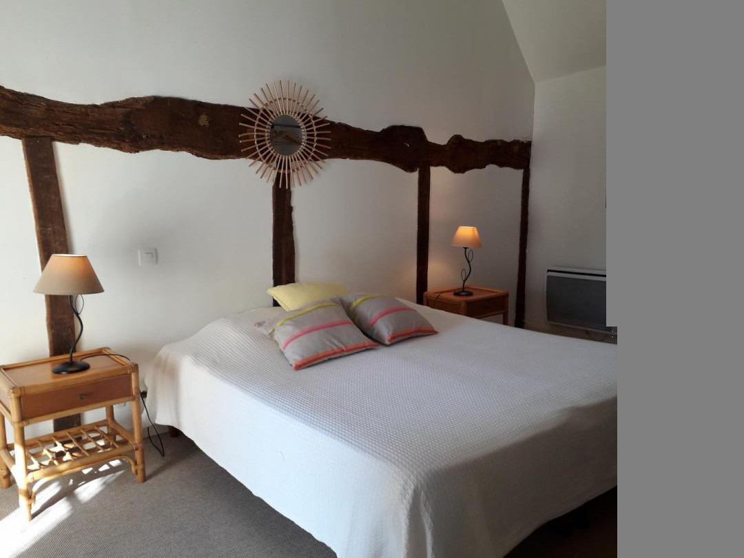 Chambre du 1er étage 1 lit de 160 (2 lits de 80 rapprochés)