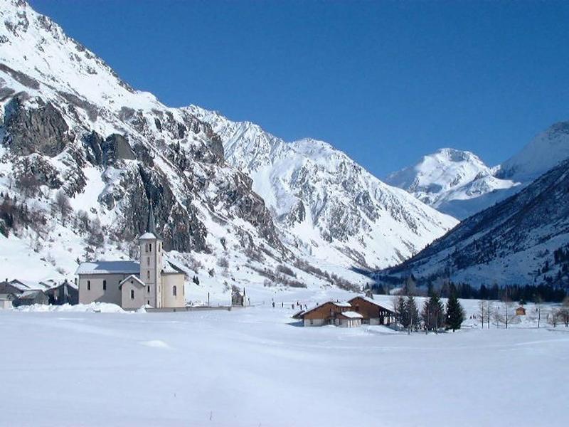 Refuge Le Bois extérieur Refuge Le Bois extérieur