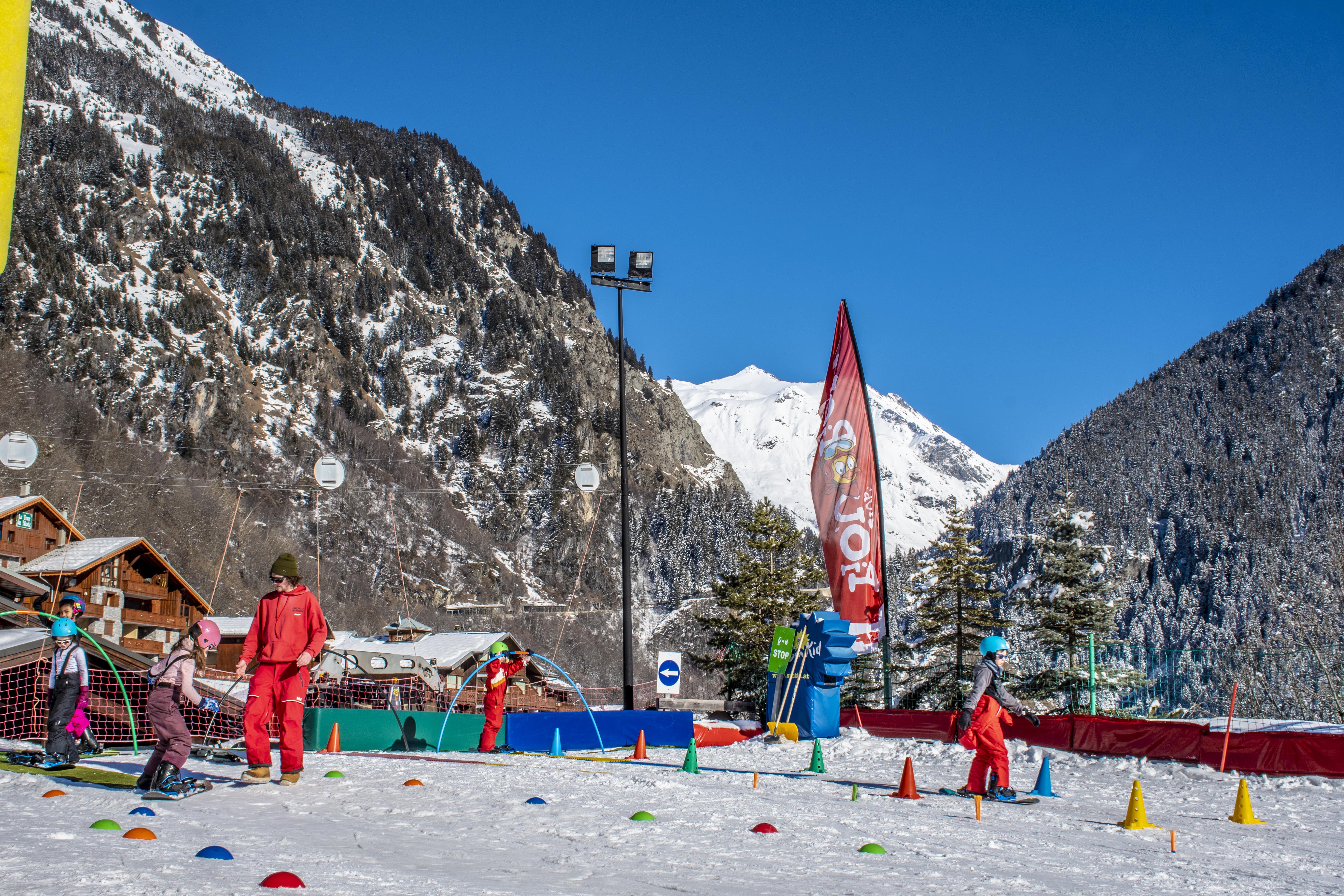 Cours collectif ski alpin ado/adulte avec l'ESF Champagny en