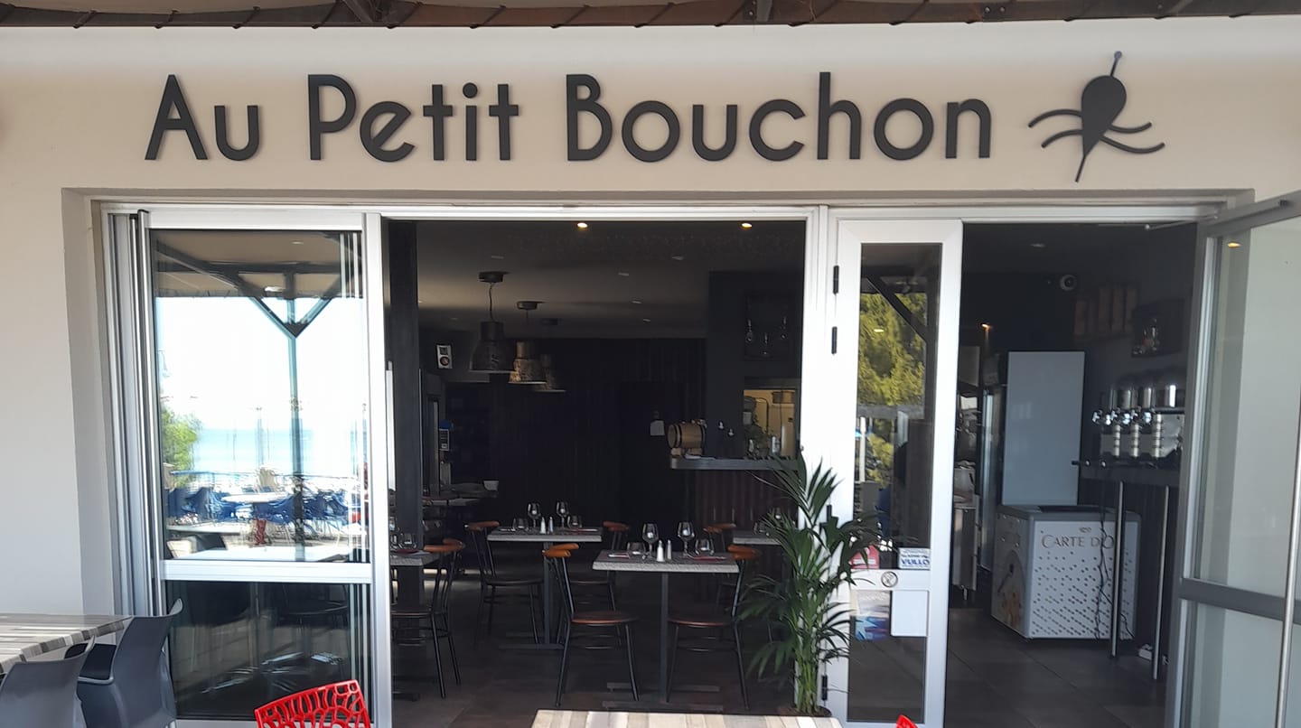 Au Petit Bouchon — photo 2
