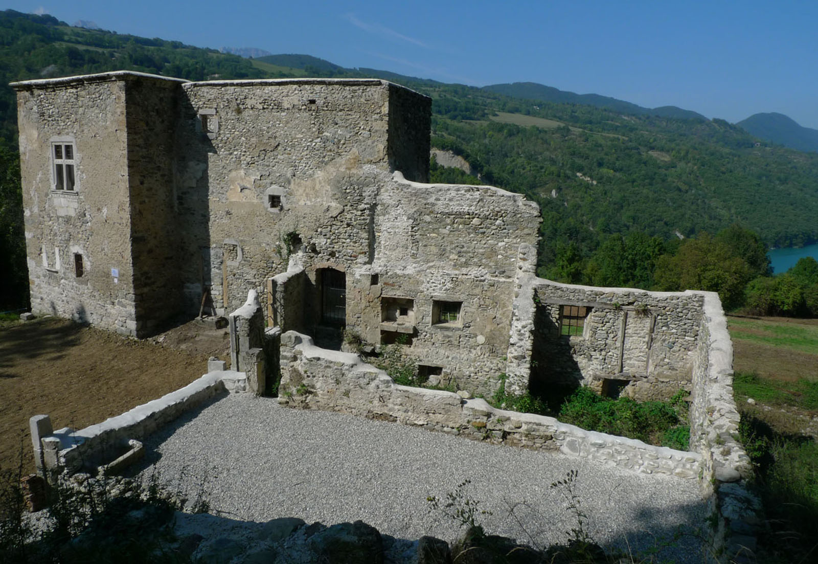 chateauars.jpg